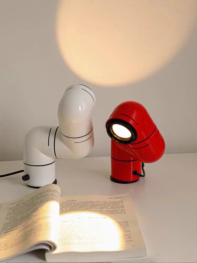 Luminária de chão estilo espaç - Floor Lamp Tripod avaliação e preço
