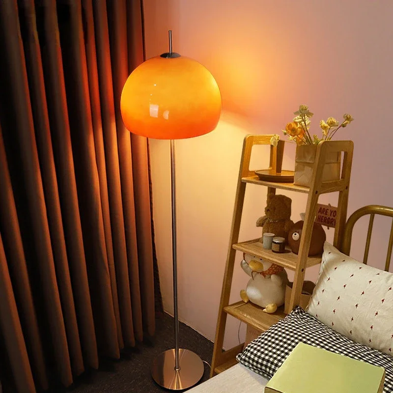 Luminária de Mesa Retro em Vid - Floor Lamp Tripod avaliação e preço