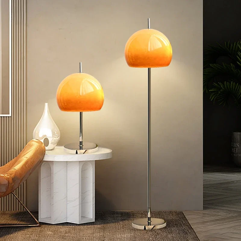 Luminária de Mesa Retro em Vid - Floor Lamp Tripod avaliação e preço